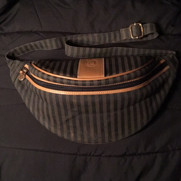 vintage fendi fanny pack